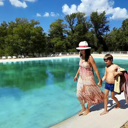 Kamp alanı Tikayan La Celestine - Maeva Beynes (Alpes-de-Haute-Provence)